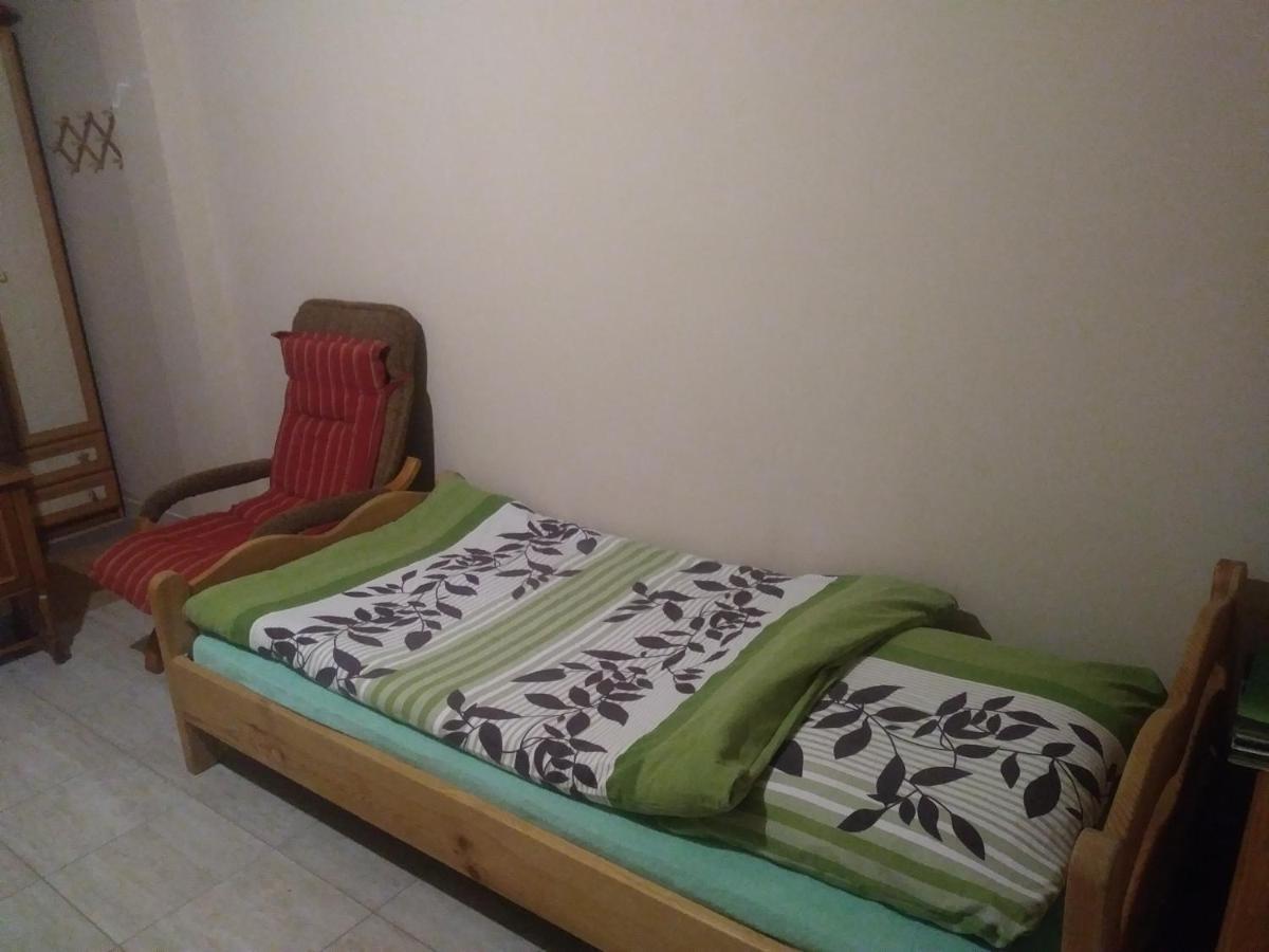 Agroturystyka W Ogrodach Sanok Esterno foto