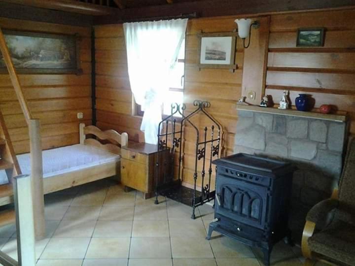 Agroturystyka W Ogrodach Sanok Esterno foto