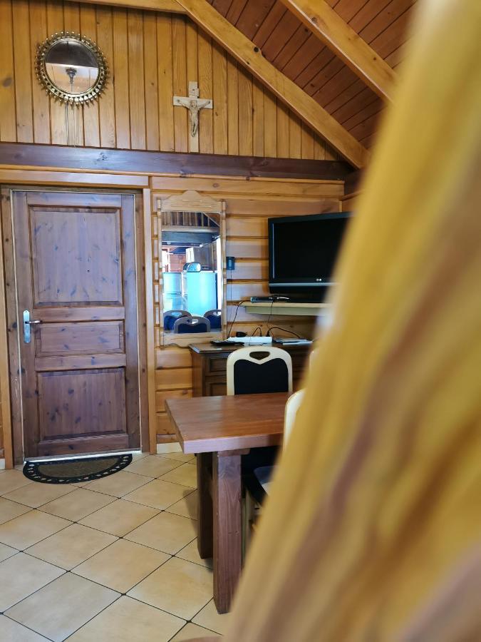 Agroturystyka W Ogrodach Sanok Esterno foto