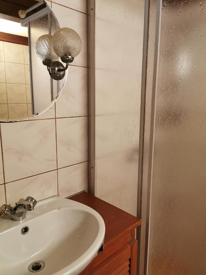 Agroturystyka W Ogrodach Sanok Esterno foto